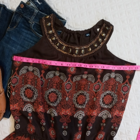 Apt. 9 SLeeveless Top - Picture 11 of 16